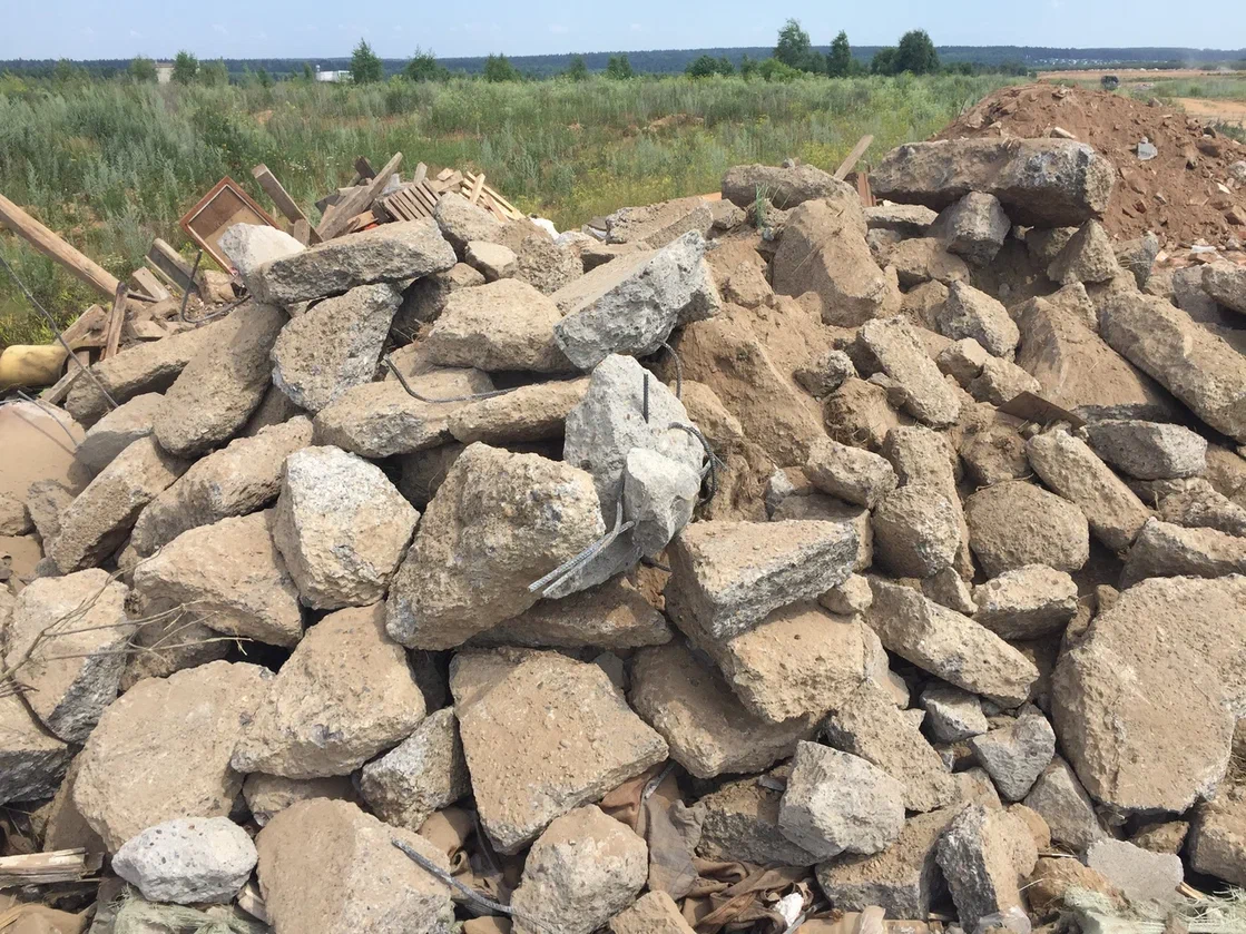 Cement and concrete waste